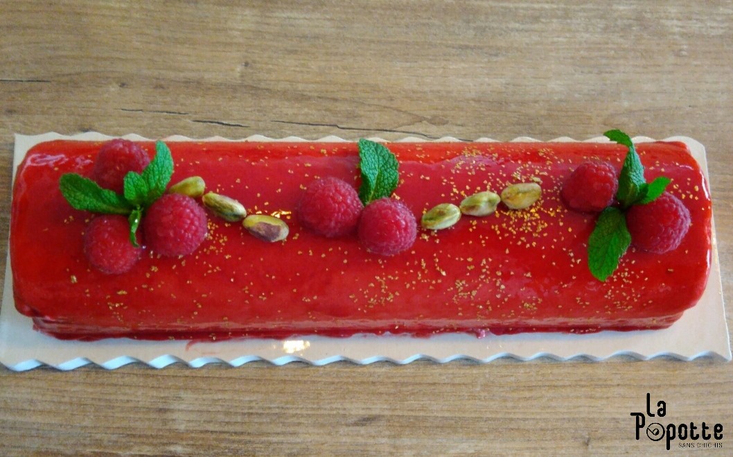 Bûche framboise pistache