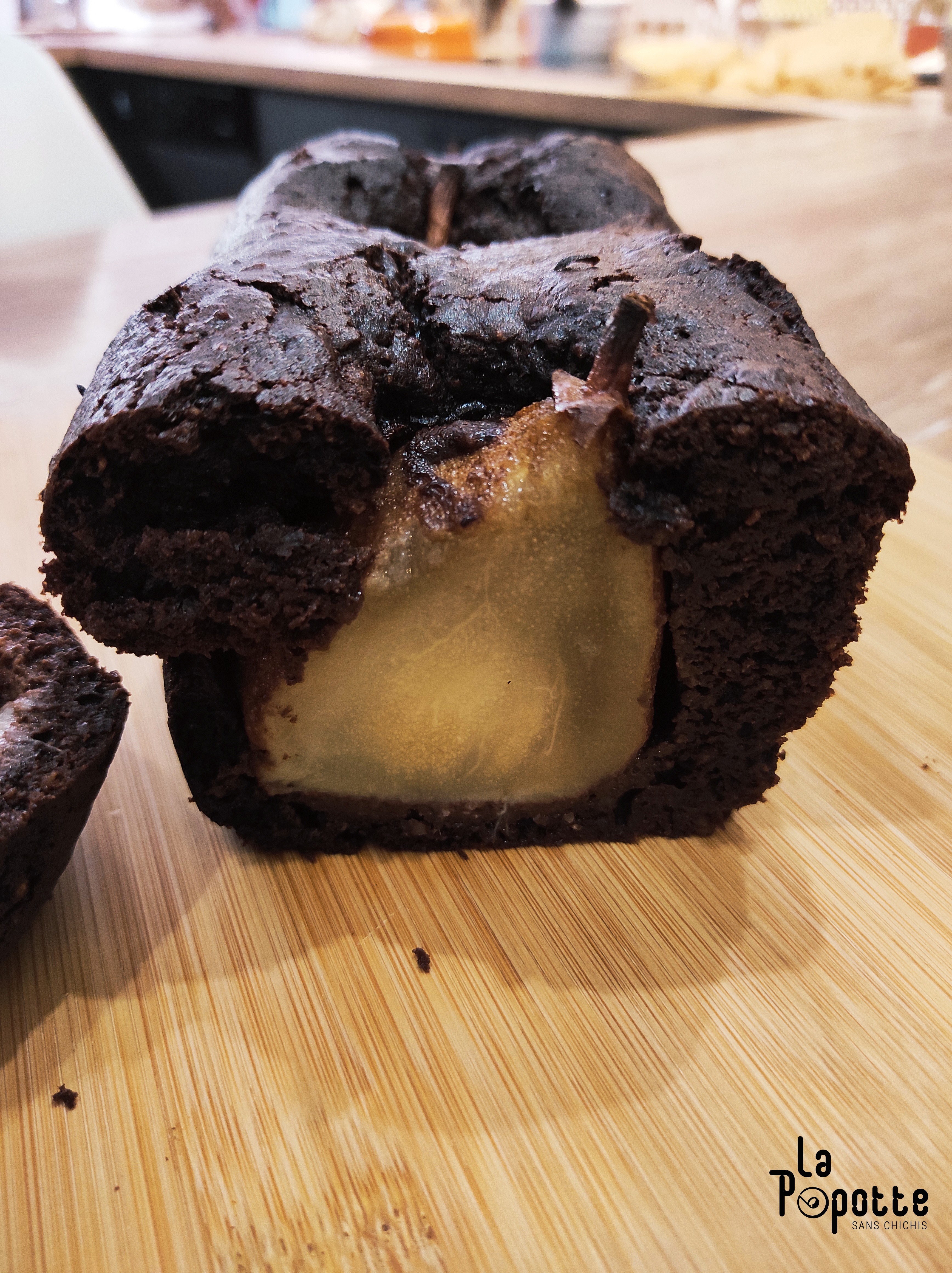Cake chocolat poire pochées au café