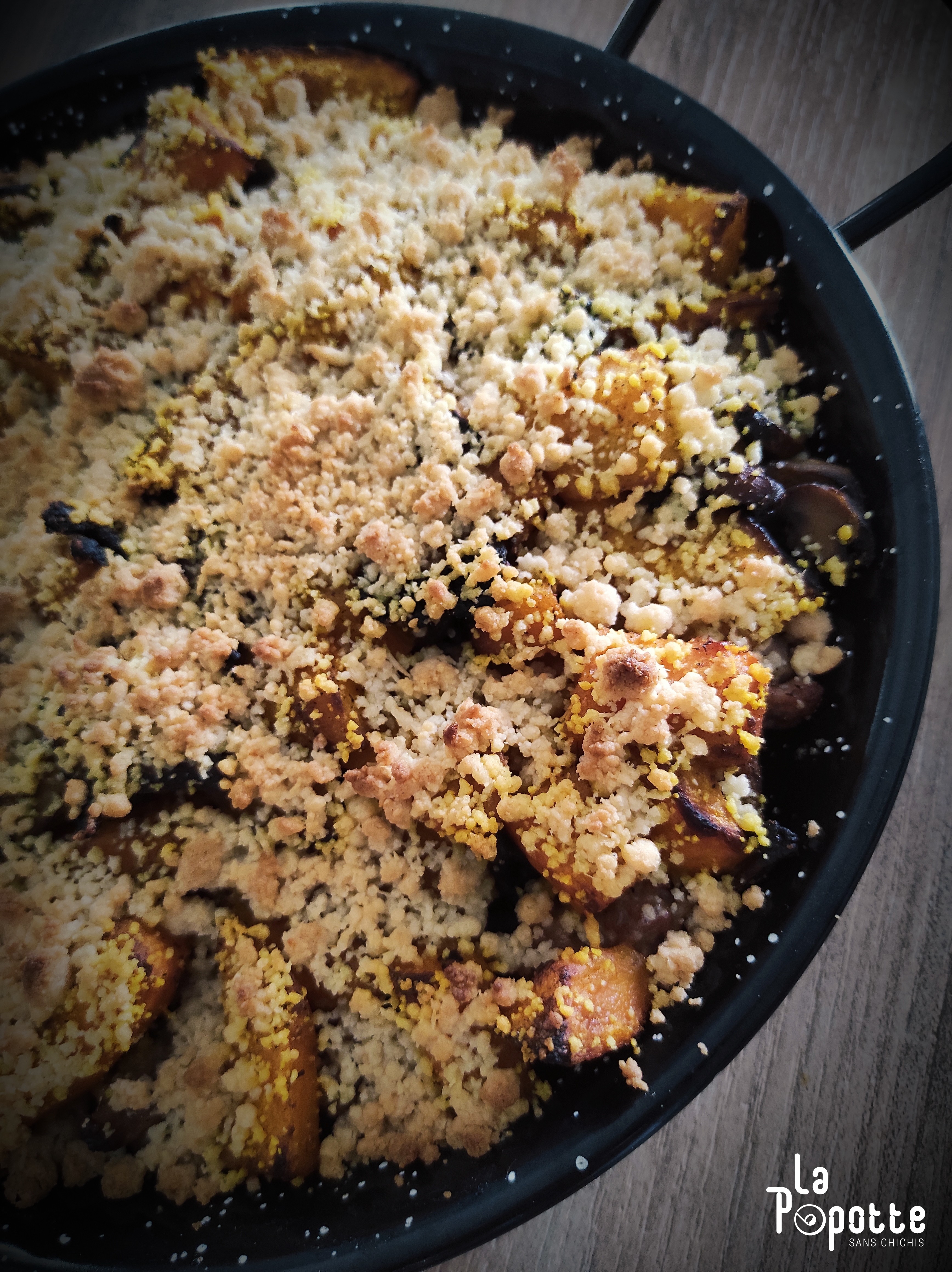 Crumble de porc au potimarron et champignons