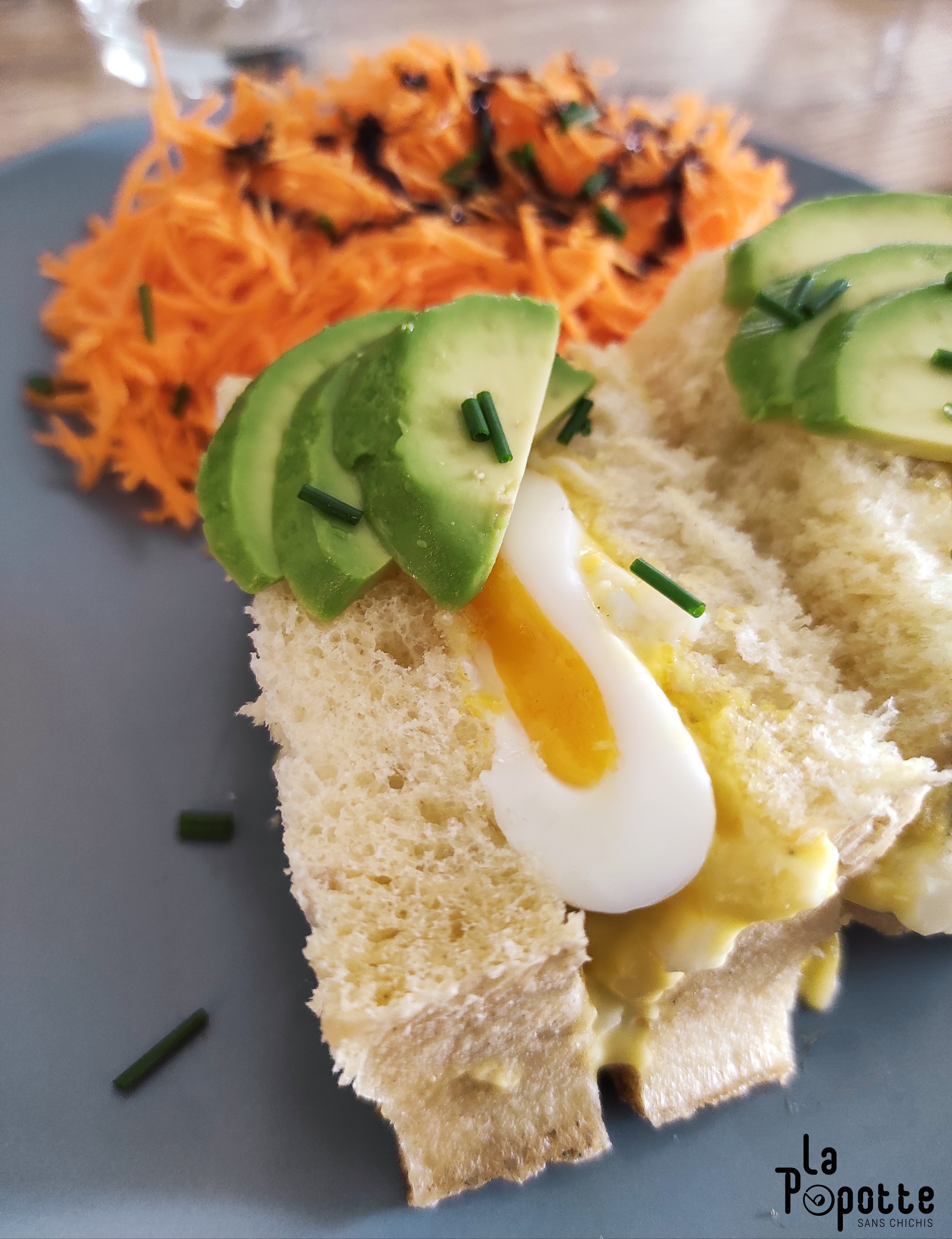 Fluffy avocado toast