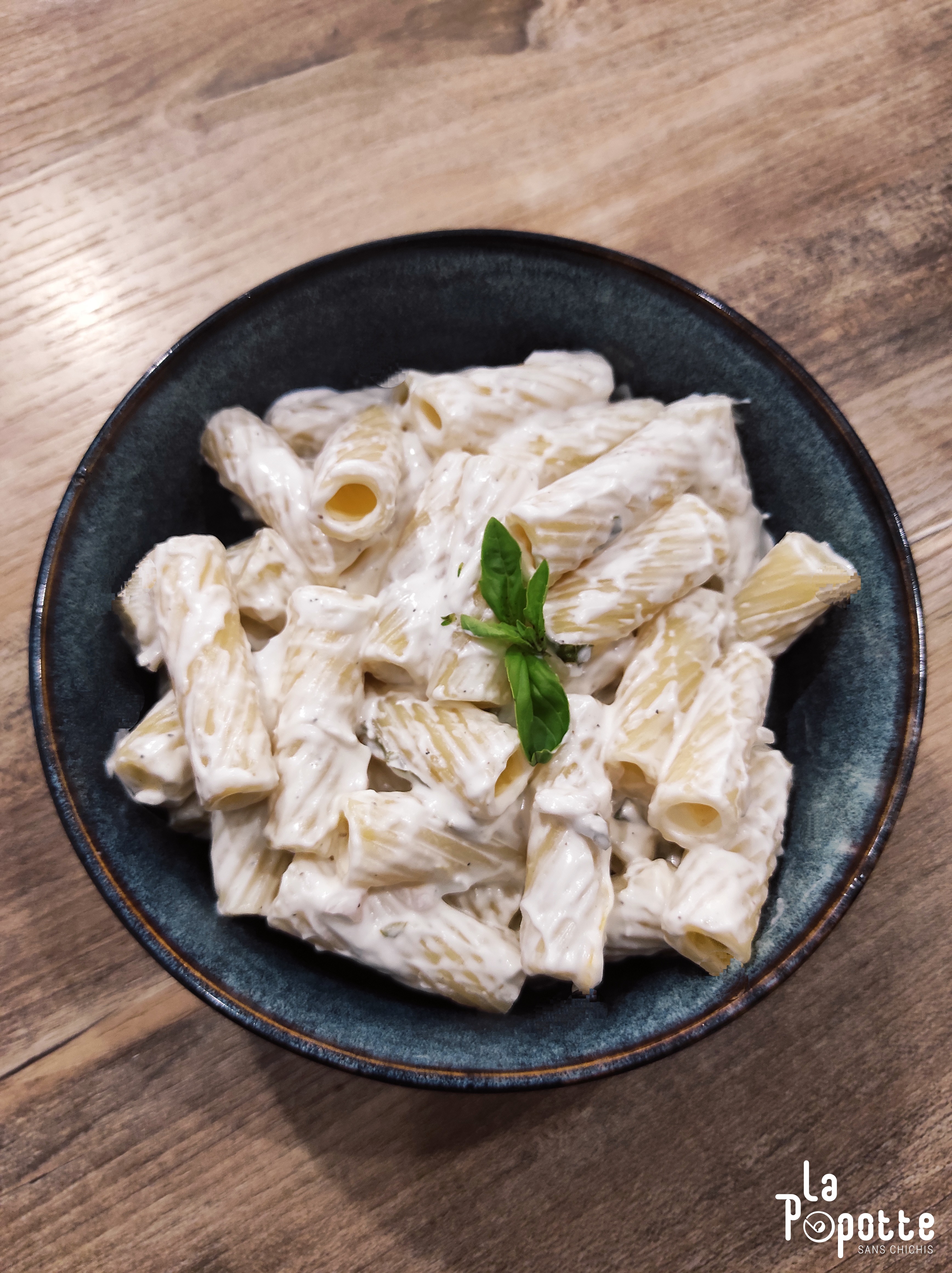 Rigatoni citron, chèvre & basilic