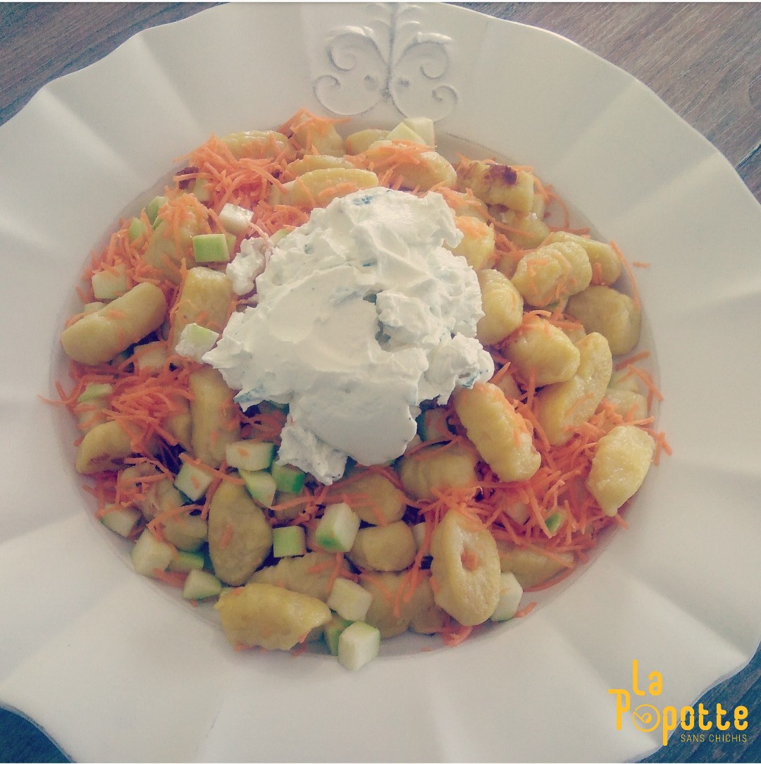 Salade de gnocchi à la sauce fraîche à la menthe