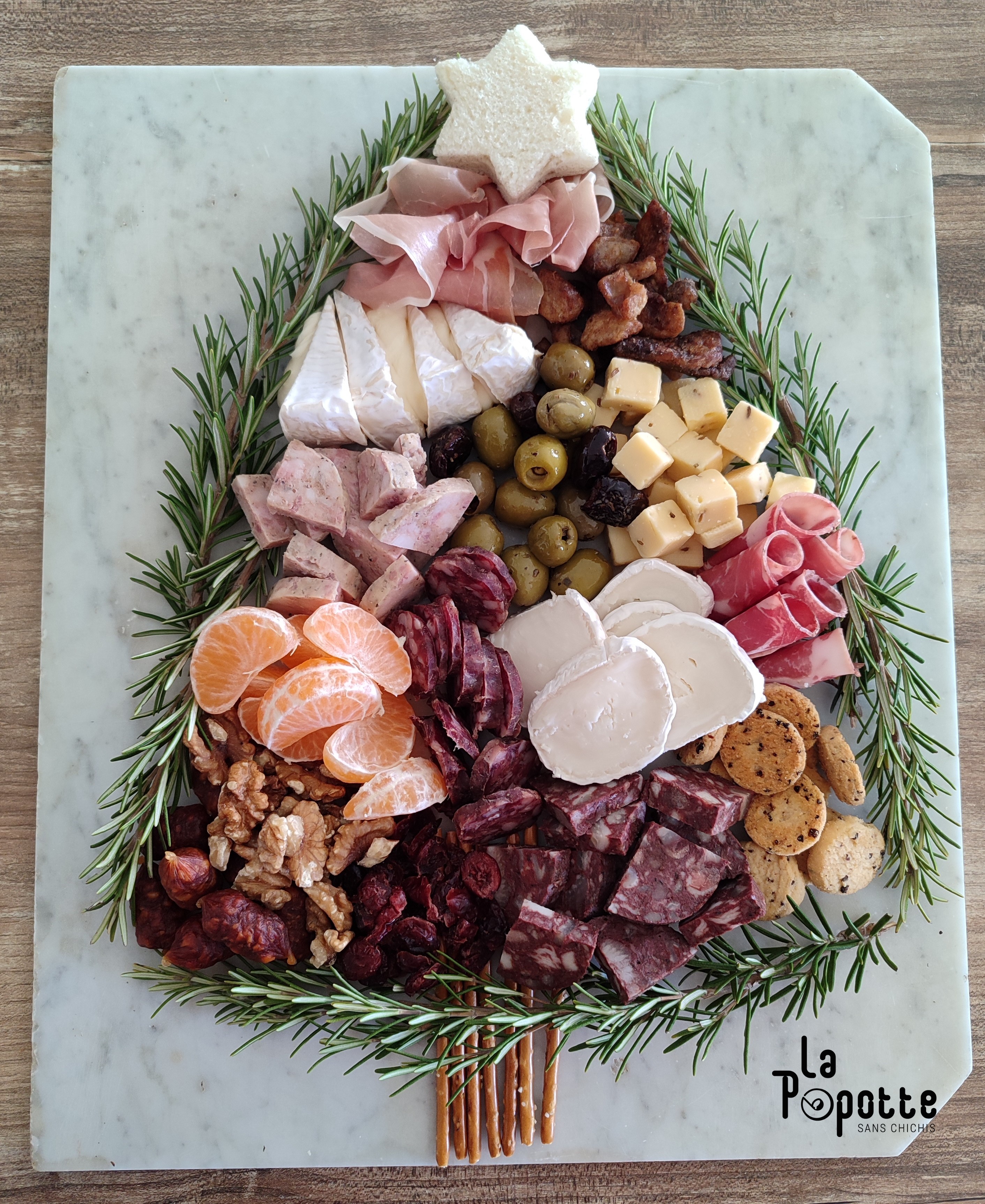 Sapin charcuterie fromage