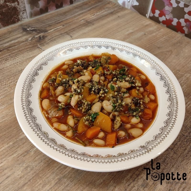 Soupe butternut carotte et picada de noix