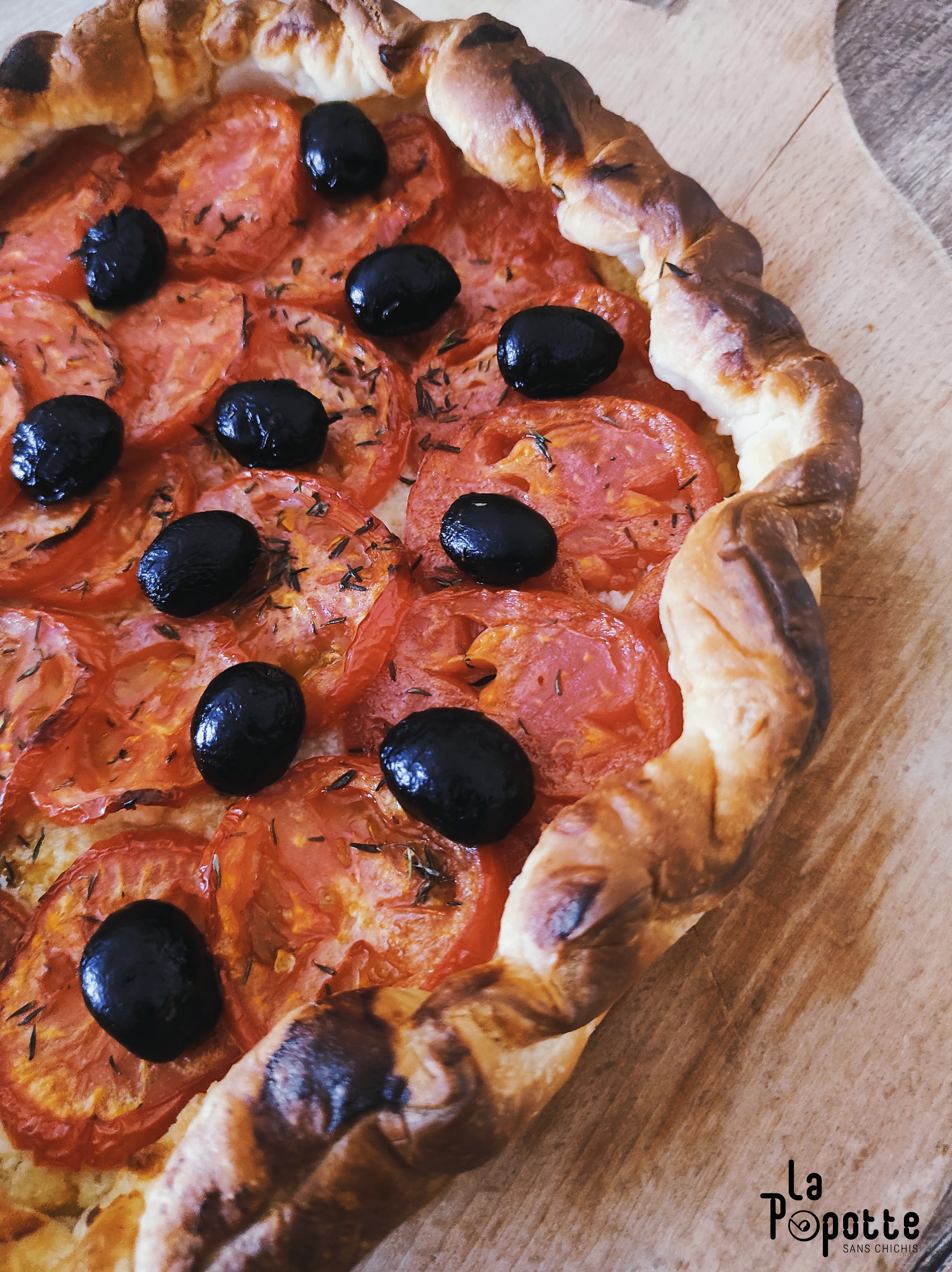 Tarte à la tomate et aux amandes