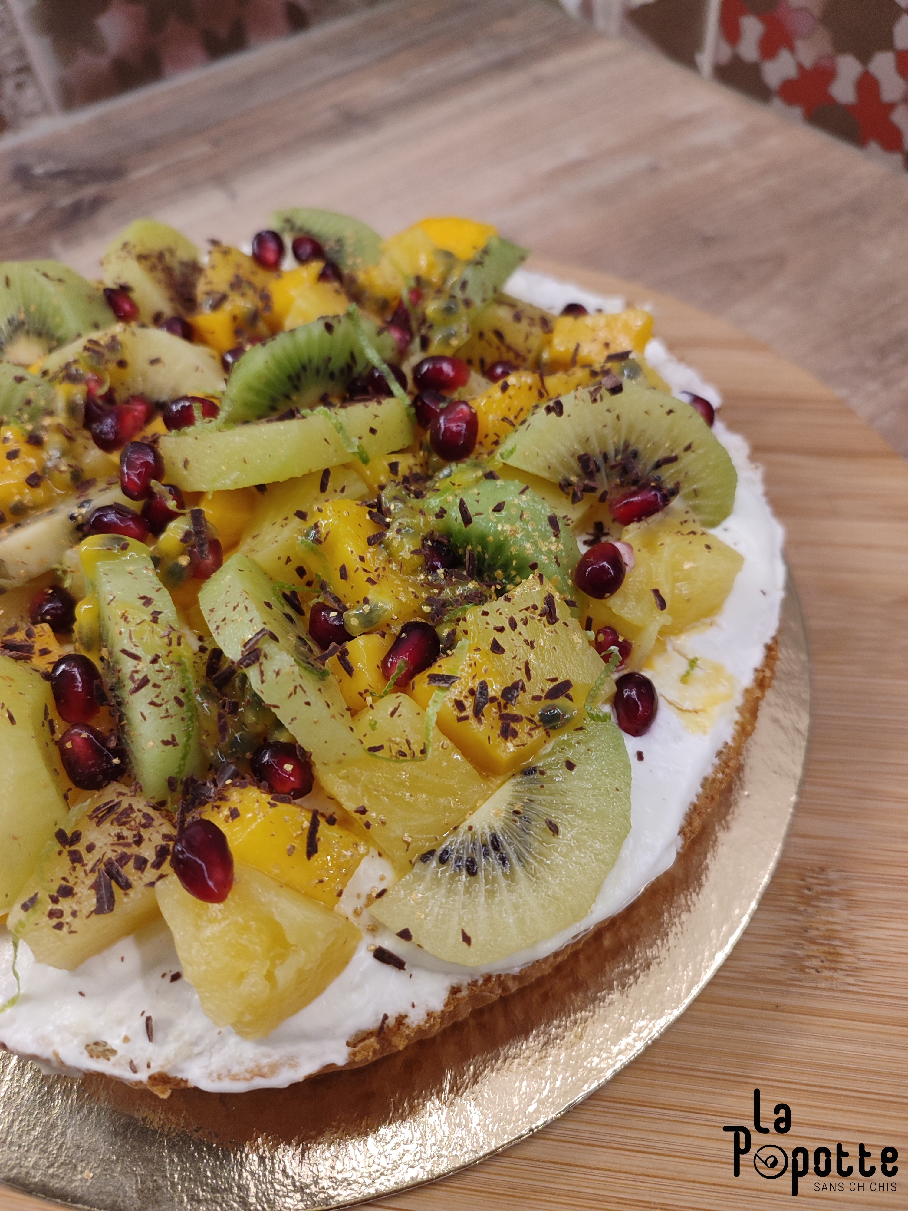 Tarte briochée aux fruits exotiques
