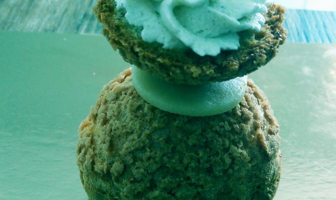 Religieuses vanille & caramel au beurre salé....