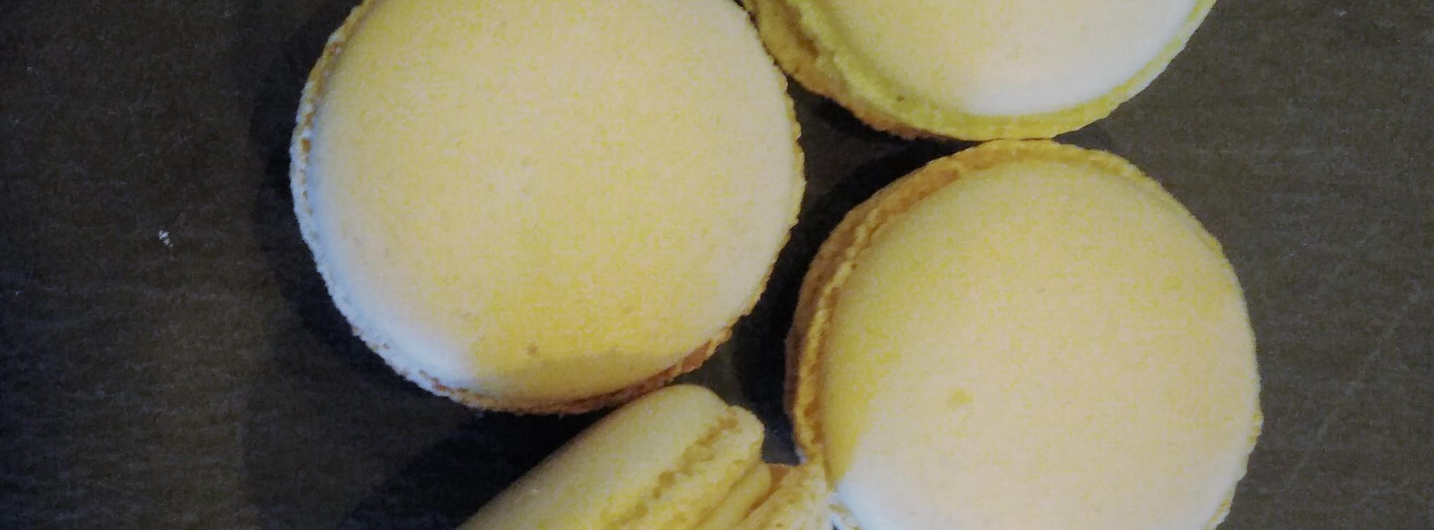 Macarons pistaches...